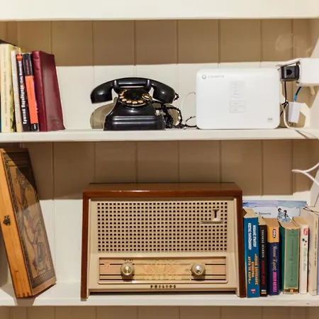 Olive Garden Stone House Near The * Petalídhion