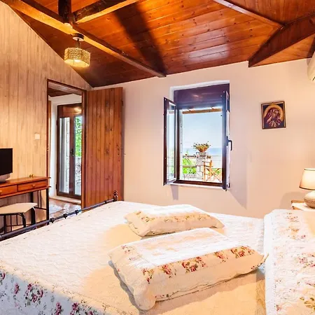 Olive Garden Stone House Near The