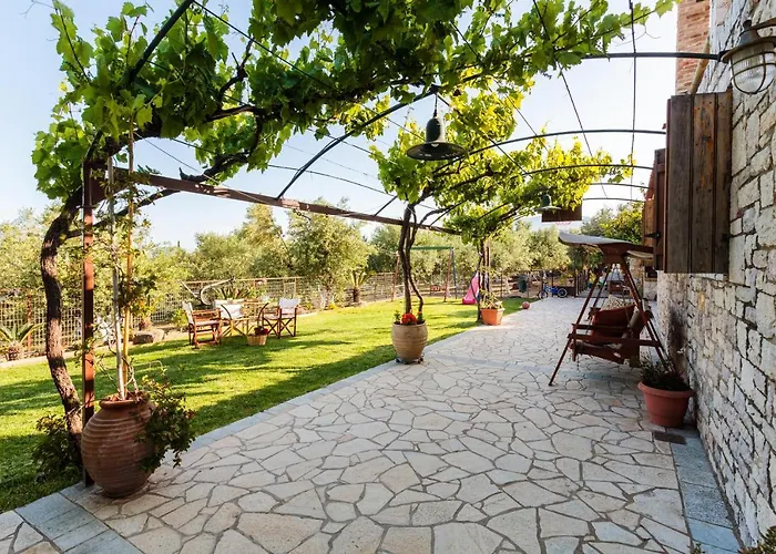 Olive Garden Stone House Near The * Petalidi