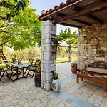 Olive Garden Stone House Near The Tatil Evi *