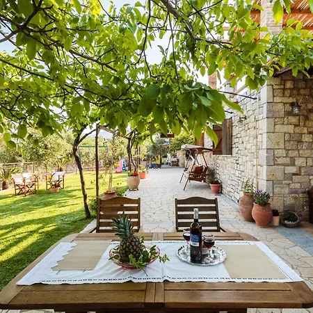 Olive Garden Stone House Near The