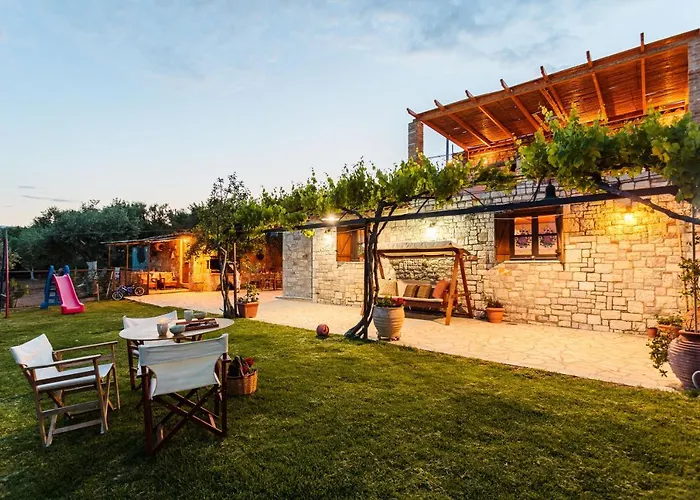 Olive Garden Stone House Near The Σπίτι διακοπών Πεταλίδι